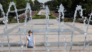 149.1.Interaction-with-water-features